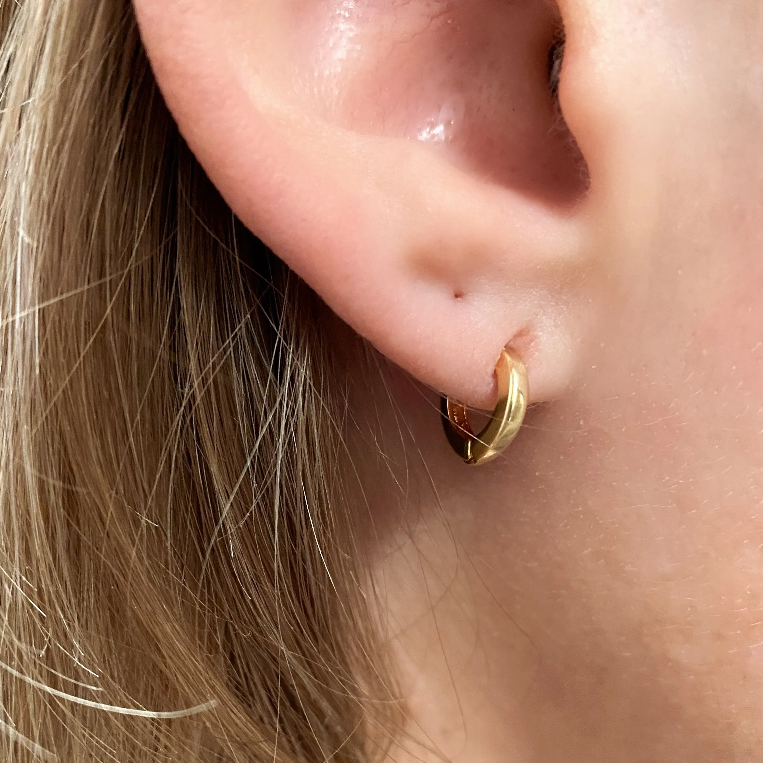 18k Gold Filled 10mm Clicker Hoop Earring