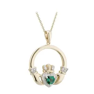 Claddagh Pendant 14k Gold with Diamond