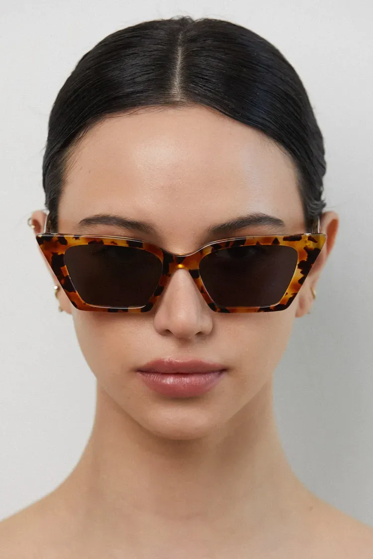 Claudia Sunglasses - Tortoise