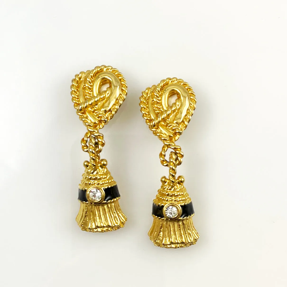 Ivana Elegant Gold Tassel Clip On Earrings