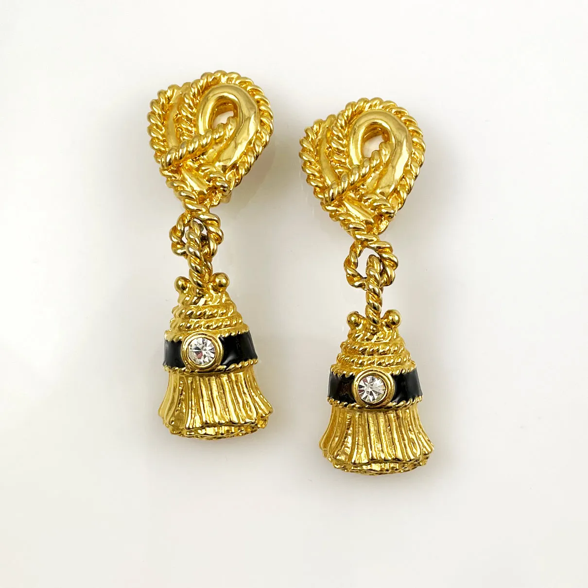 Ivana Elegant Gold Tassel Clip On Earrings