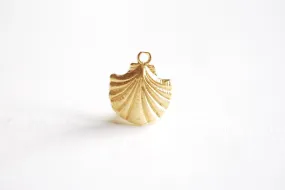 Matte Vermeil Wholesale Gold Sea Shell Charm- 18k gold over Sterling Silver, Vermeil Gold Oyster Shell Charm, Sea life Charm, Beach Charms, Beads, 72