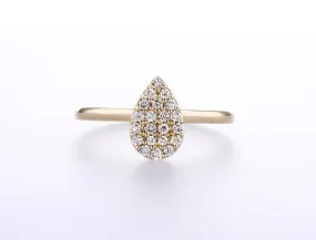 Pear Diamond Ring (0.25Ctw)