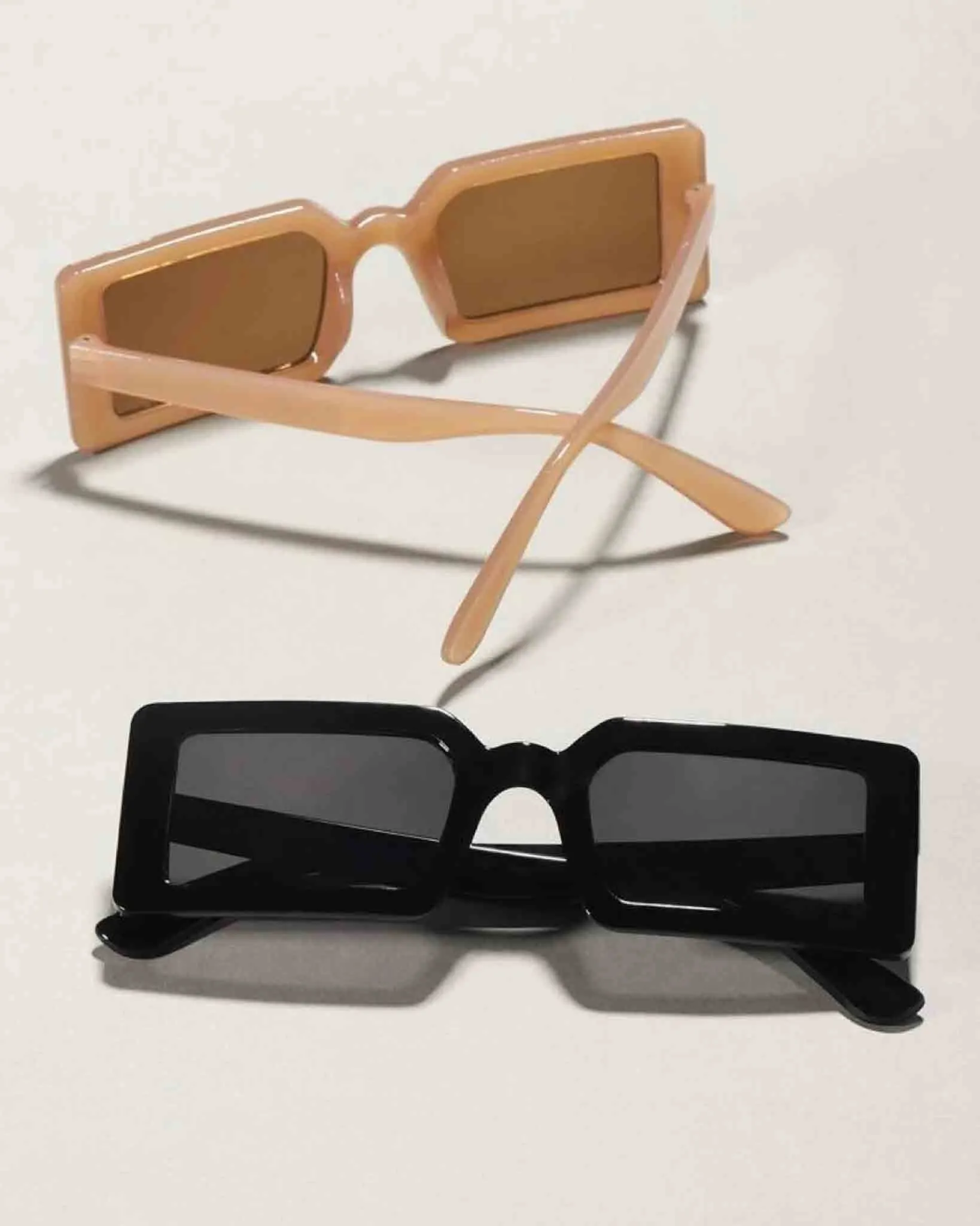 Square frame fashion glasses in matte brown